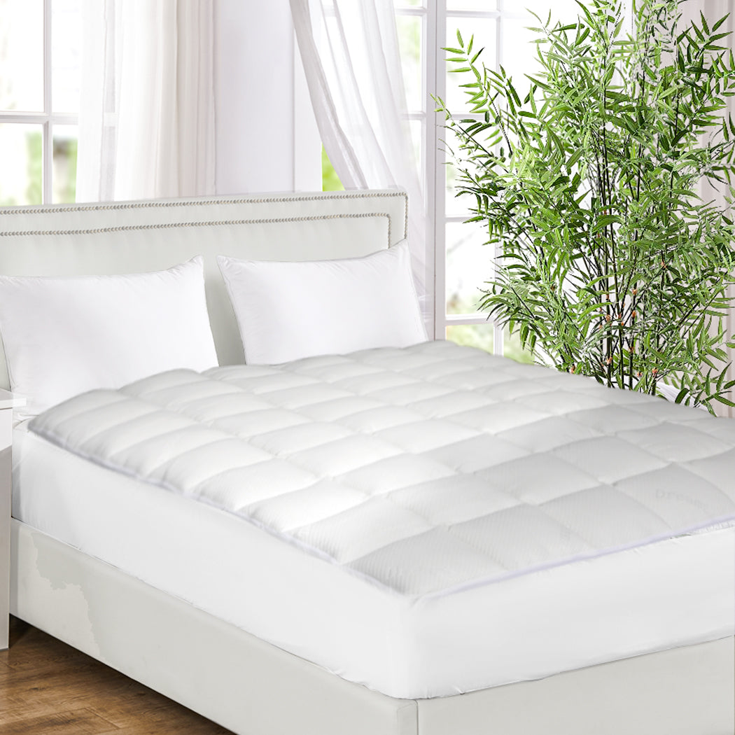 KING Mattress Protector Luxury Topper - White