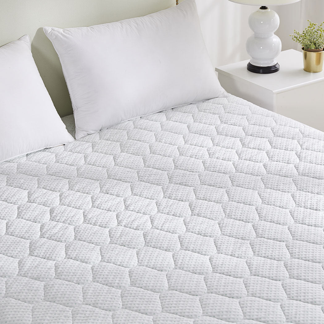 DOUBLE Mattress Protector Bamboo - White