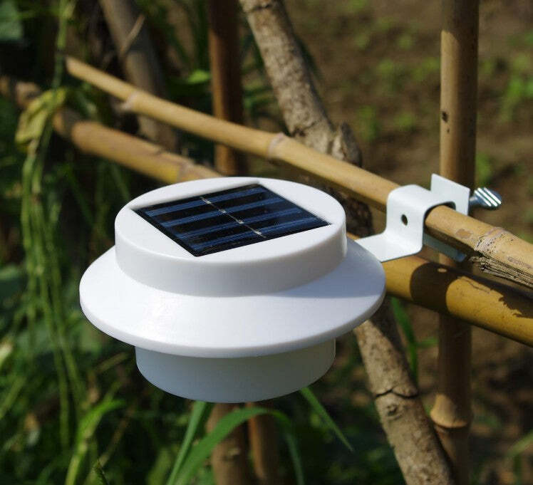 Solar Multipurpose Light with Screw & Mount Energy-Saving - White