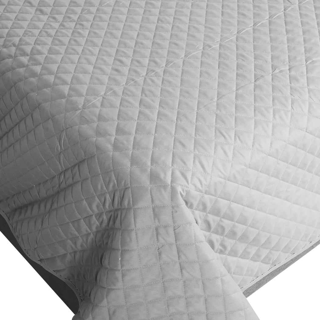 QUEEN 300GSM Bedspread Coverlet Set Quilted Comforter Soft Pillowcases - Grey